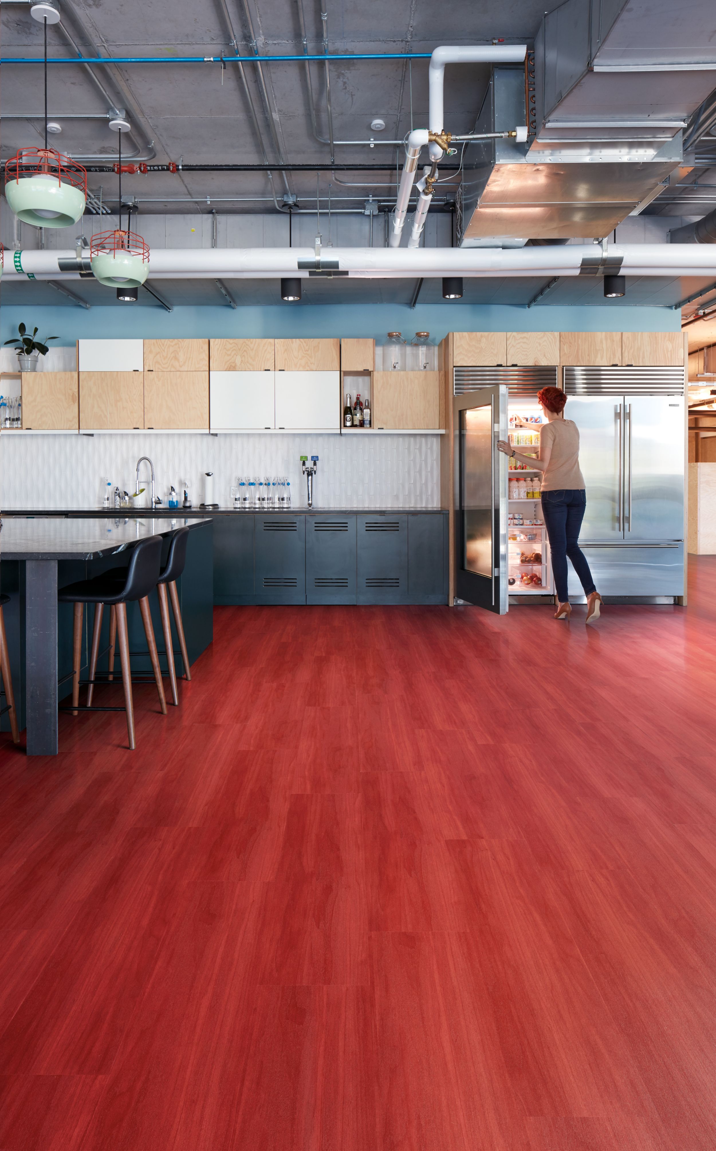 Interface Studio Set LVT in corporate kitchen setting image number 7